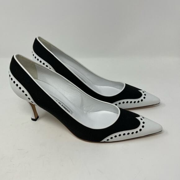 NEW Manolo Blahnik Western Retro Wingtip Black White Pointed Toe Pump size 38.5 - Picture 6 of 7